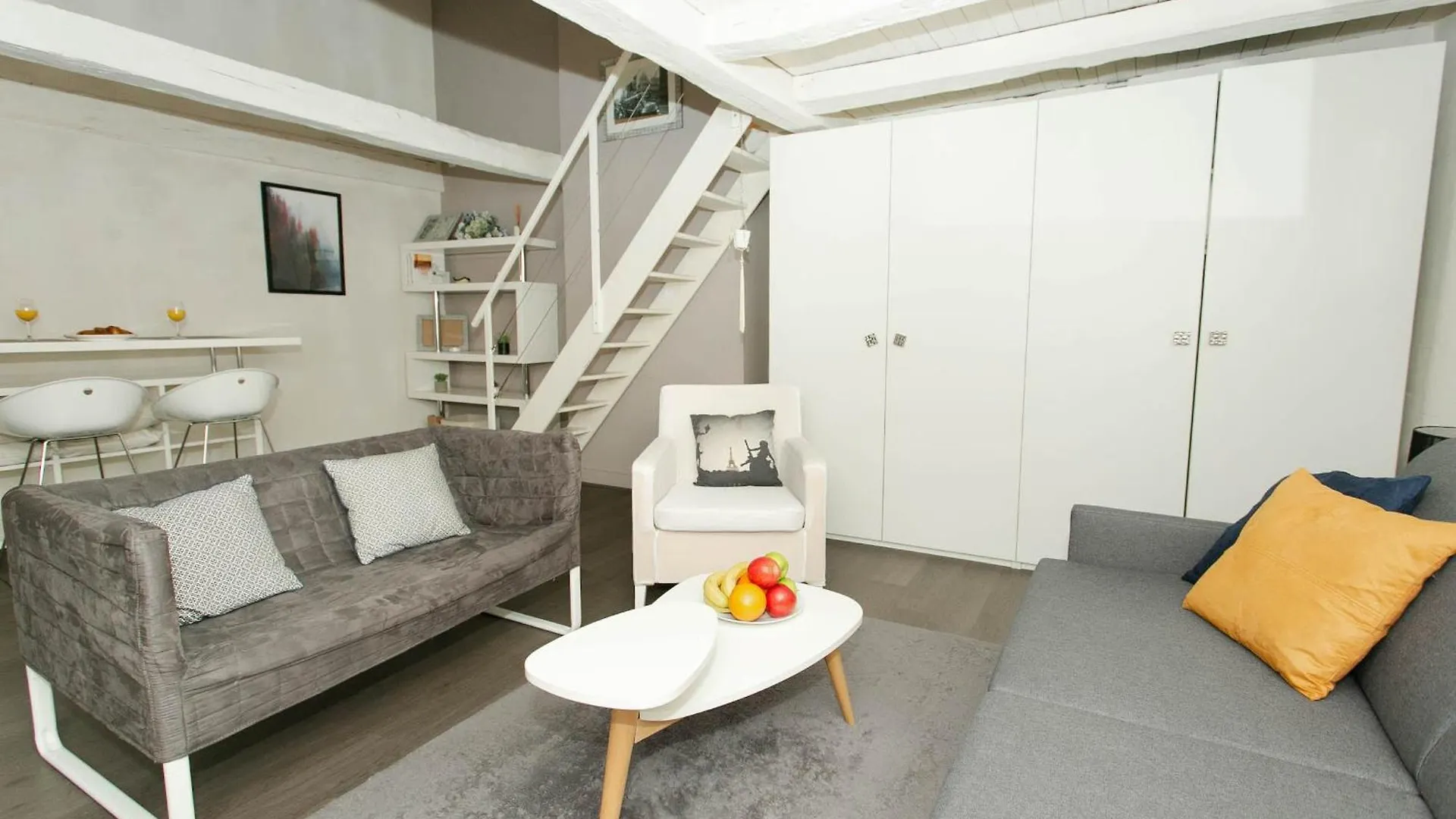 Apartment Ile Saint Louis - 1Br - Cityapartmentstay Paris France
